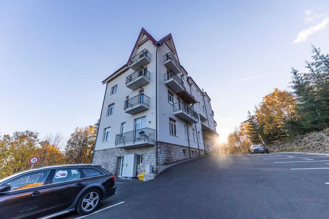 Vila Vlasta Apt. #401 Vysoke Tatry Bagian luar foto